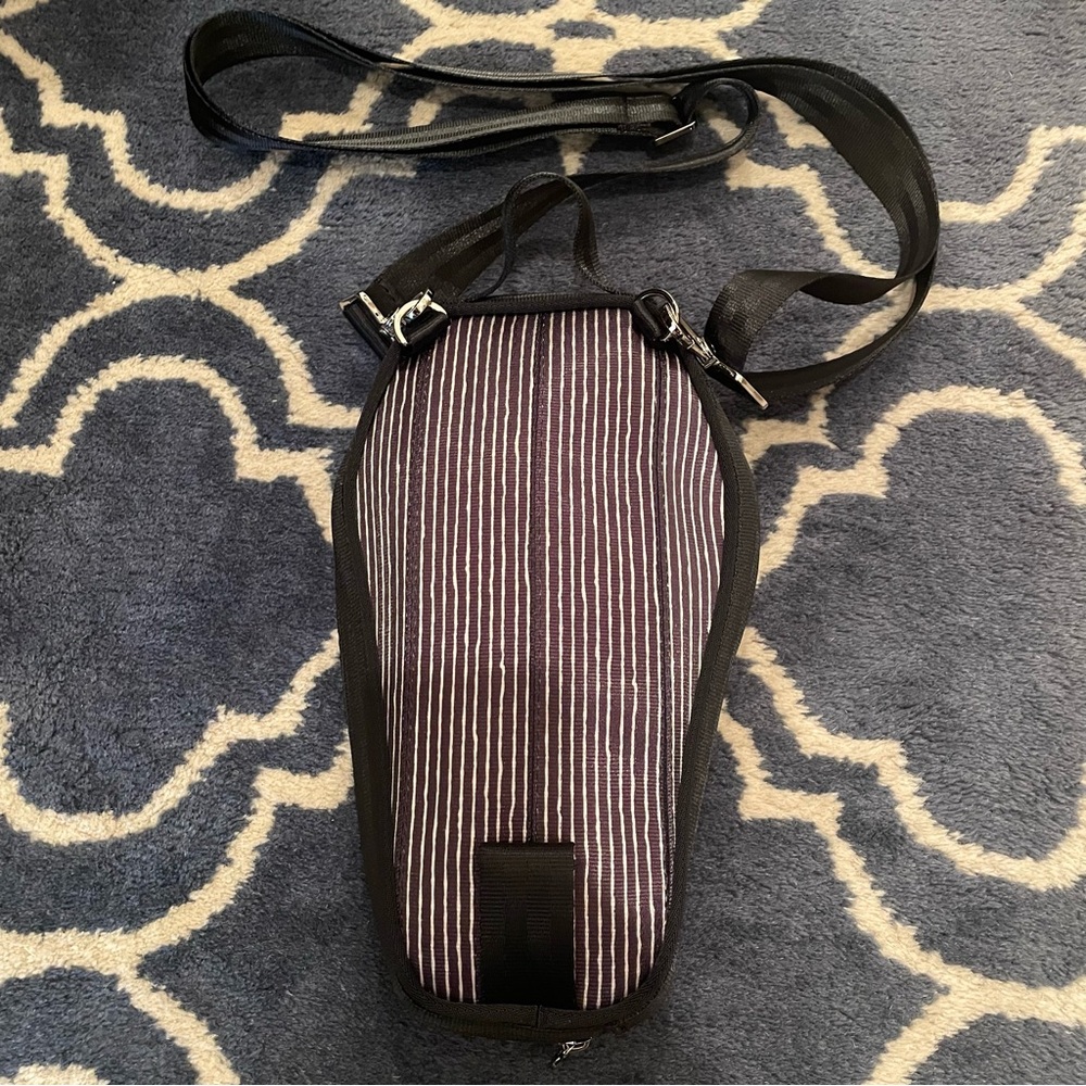 Harvey’s x NBC Jack Coffin LTD Crossbody - Picture 2 of 8